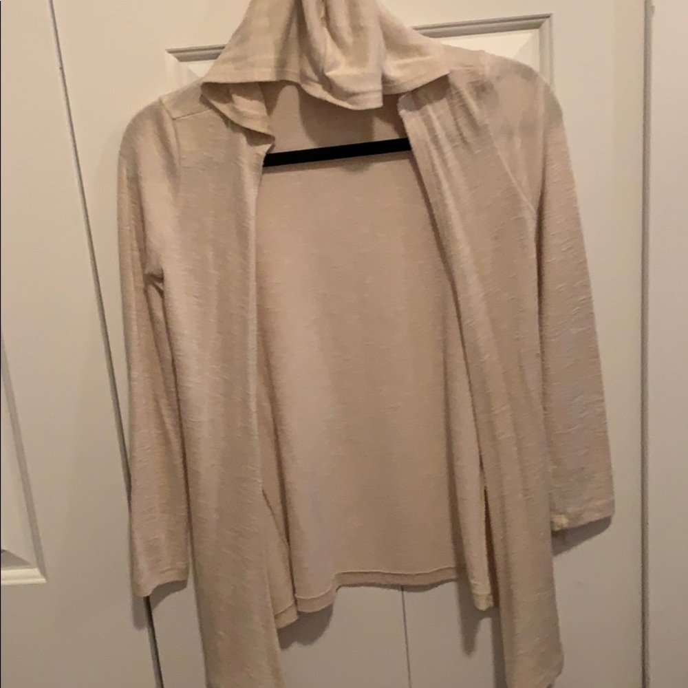 tillys Girls cardigan. Size medium. worn 2 times